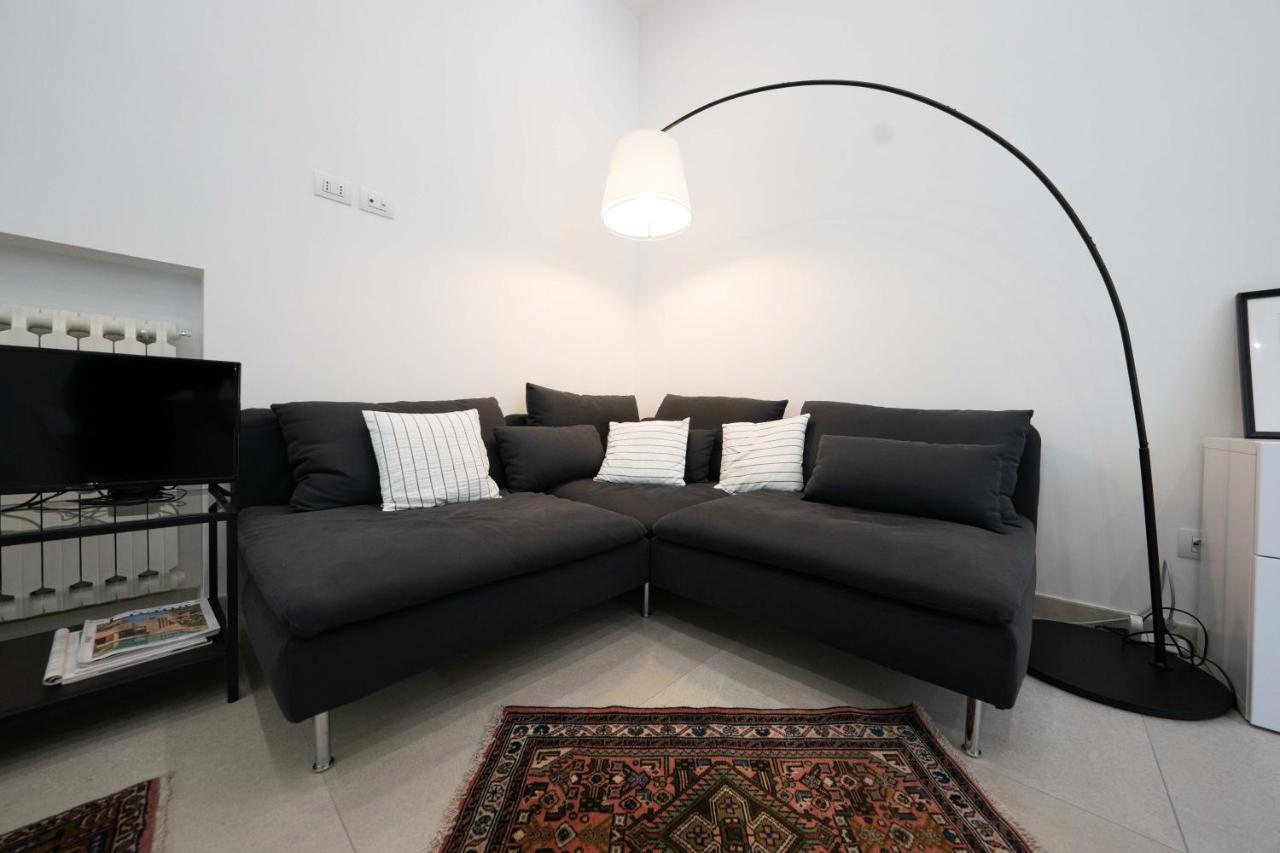 Gramsci Luxury Apartment By Dimorra Naples Luaran gambar