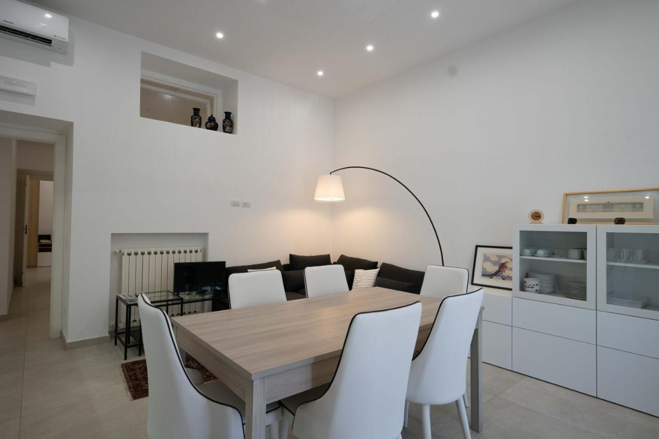 Gramsci Luxury Apartment By Dimorra Naples Luaran gambar