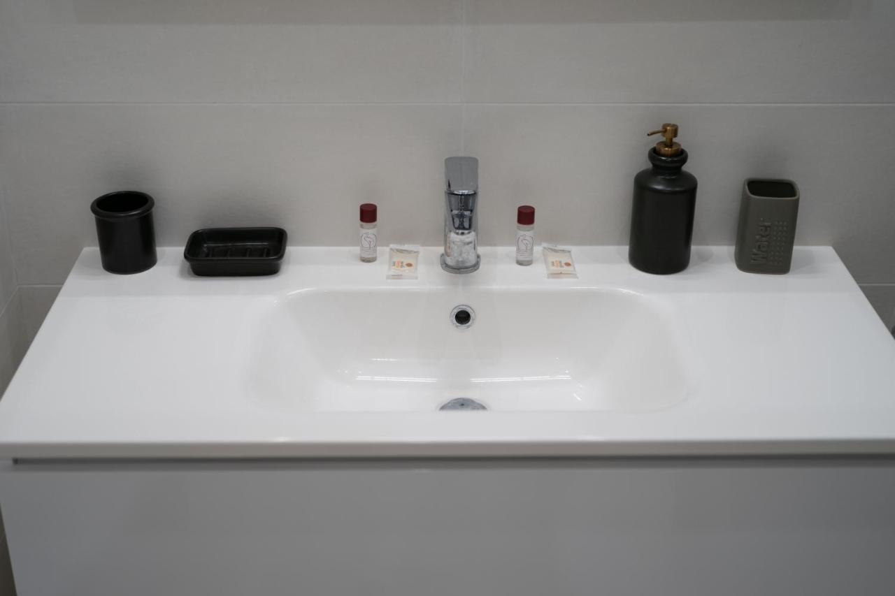 Gramsci Luxury Apartment By Dimorra Naples Luaran gambar