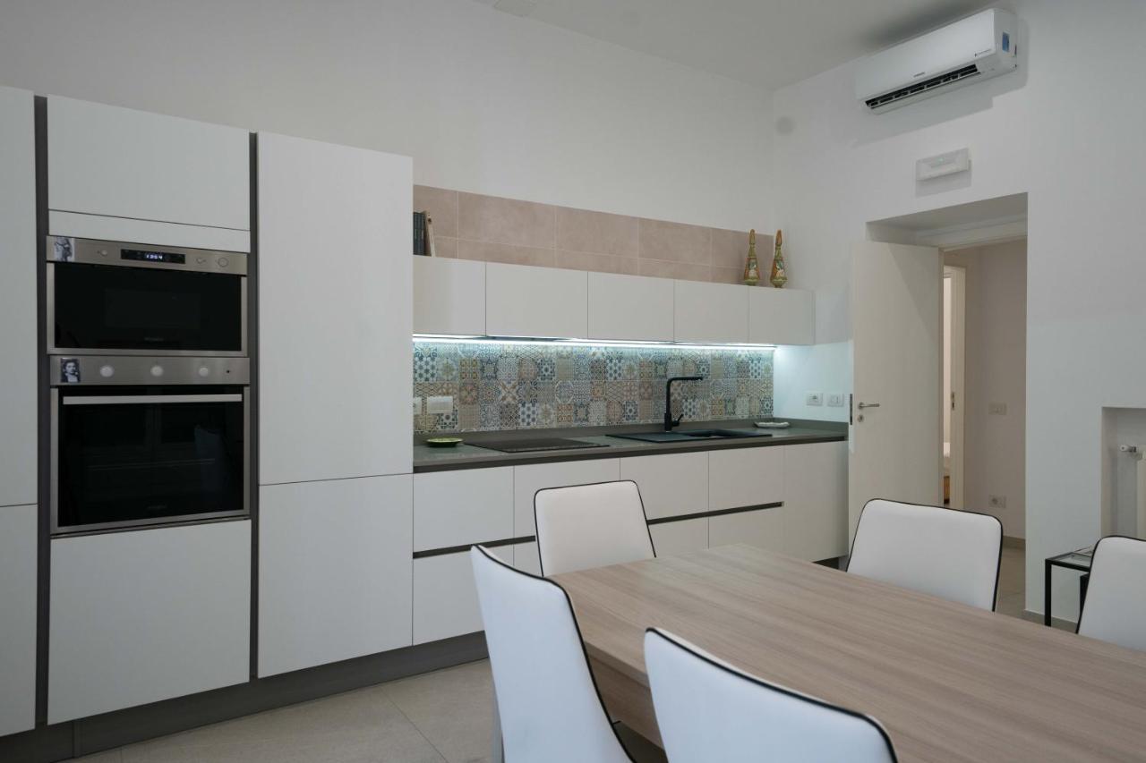 Gramsci Luxury Apartment By Dimorra Naples Luaran gambar